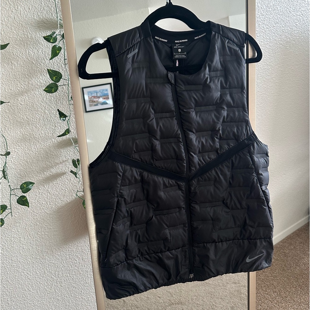 Nike Aeroloft Black Running Vest